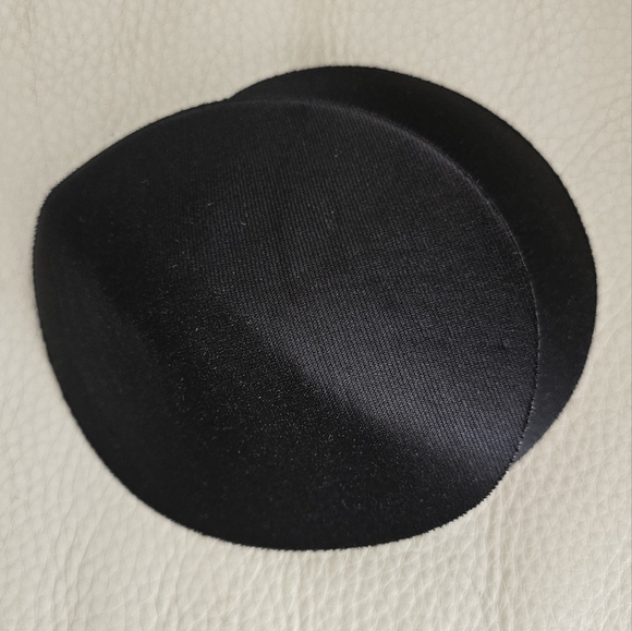 Bebe Sport Bra Black Removable pads Logo Straps No Shows Lines Bralette Size L - Picture 6 of 6